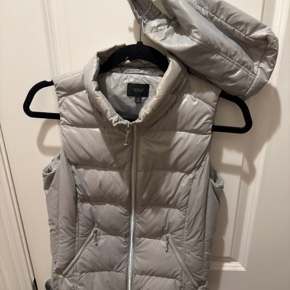 Coatology classic down vest - Silver with matching small bag. Small
